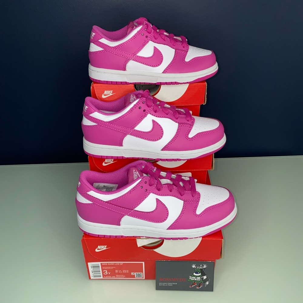 Dunk Low “Active Fuchsia”